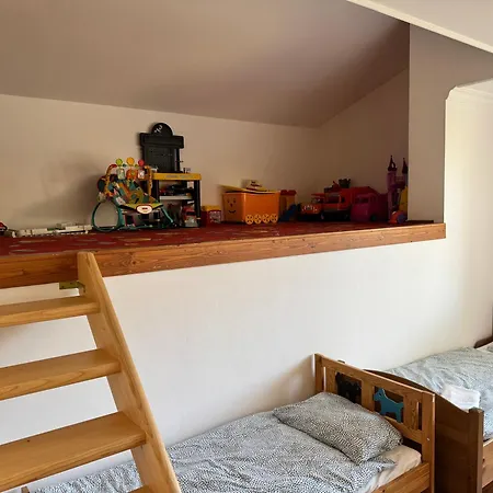 Prazdninovy Dum Semesterbostad Mladé Buky